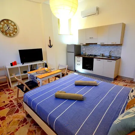 Casa Maja Apartament Giardini-Naxos